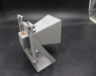 What are the distinct structural features of the Ultra Double-ridged Horn Antenna that enable its ultra-wideband performance?